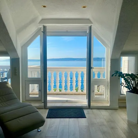 Diana Apartment Kastela