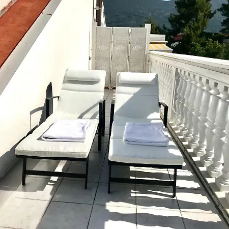 Diana * Kastela