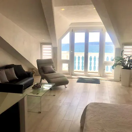 Diana شقة Kaštela