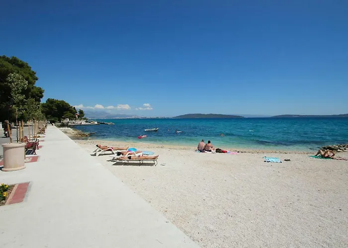 Diana Apartman Kaštela